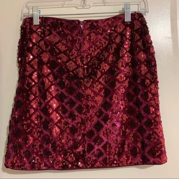 Crystal Doll Red Burgundy Sequins Crop Top/Skirt. Mini/Midi 2-piece set. Size 3 - Picture 12 of 13